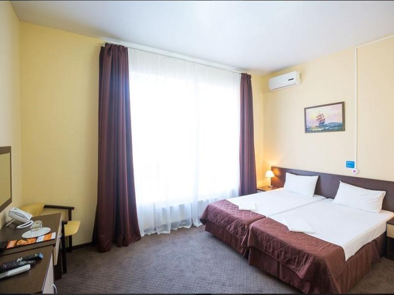 Бархатные Сезоны (Спортивный квартал)