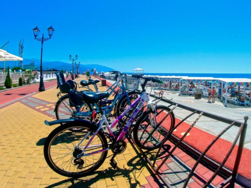 Бархатные Сезоны (Семейный квартал)