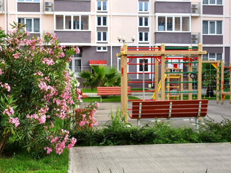 Бархатные Сезоны (Семейный квартал)