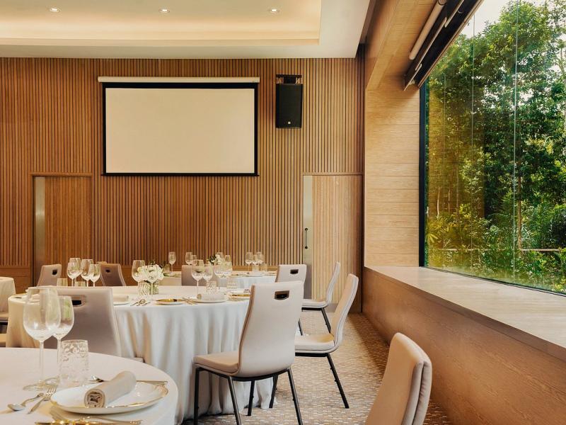 The Sireya Desaru Coast