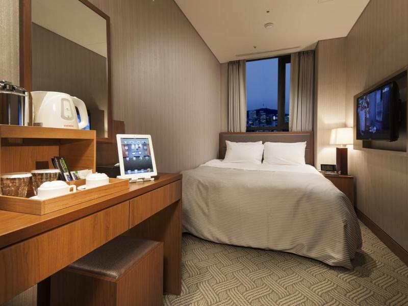 Staz Hotel Myeongdong 1