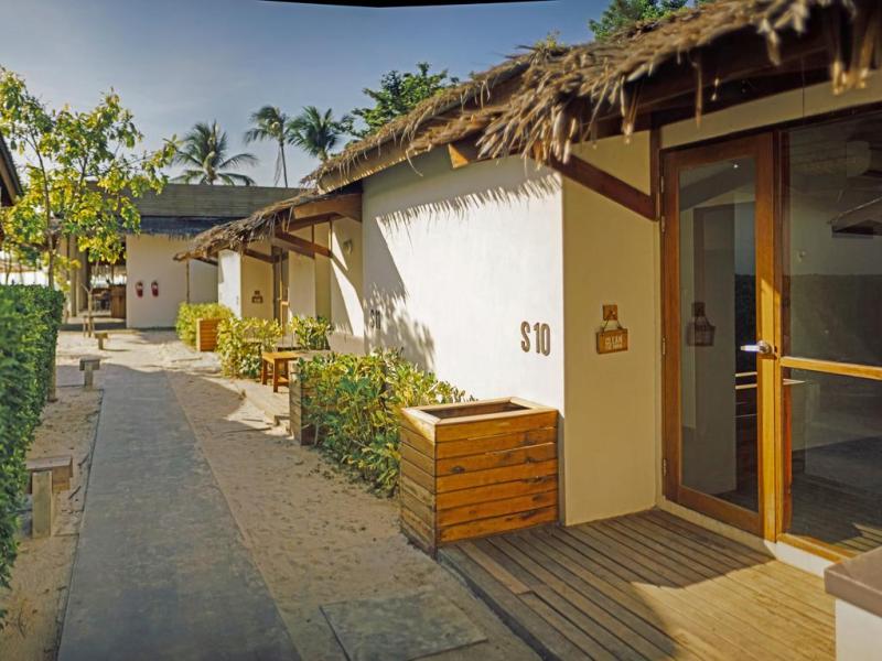 Escape Beach Resort