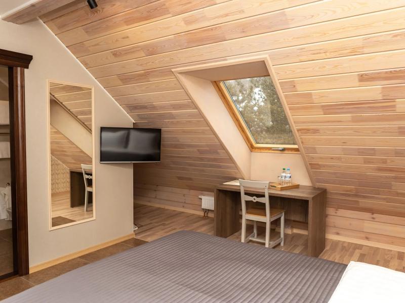 Ручьи у дачи