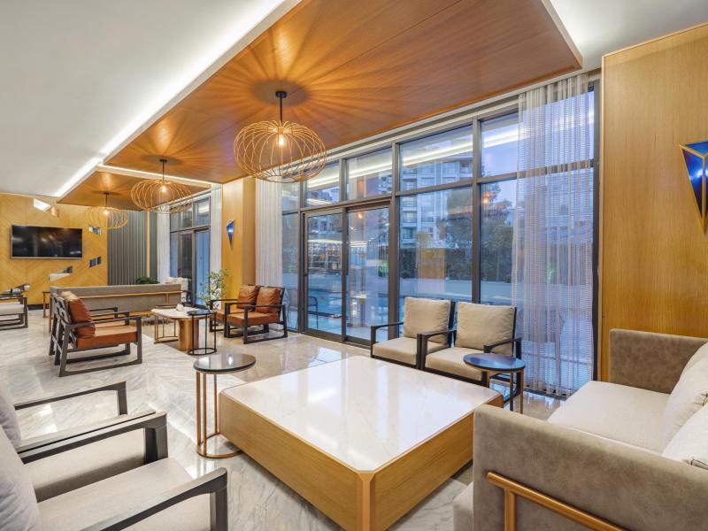 Diamond Deluxe Hotel & Spa