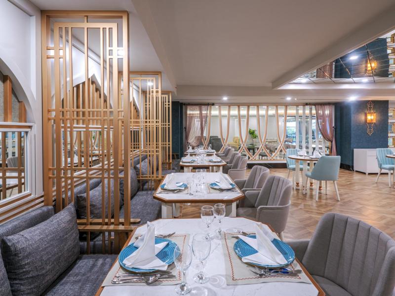 Diamond Deluxe Hotel & Spa