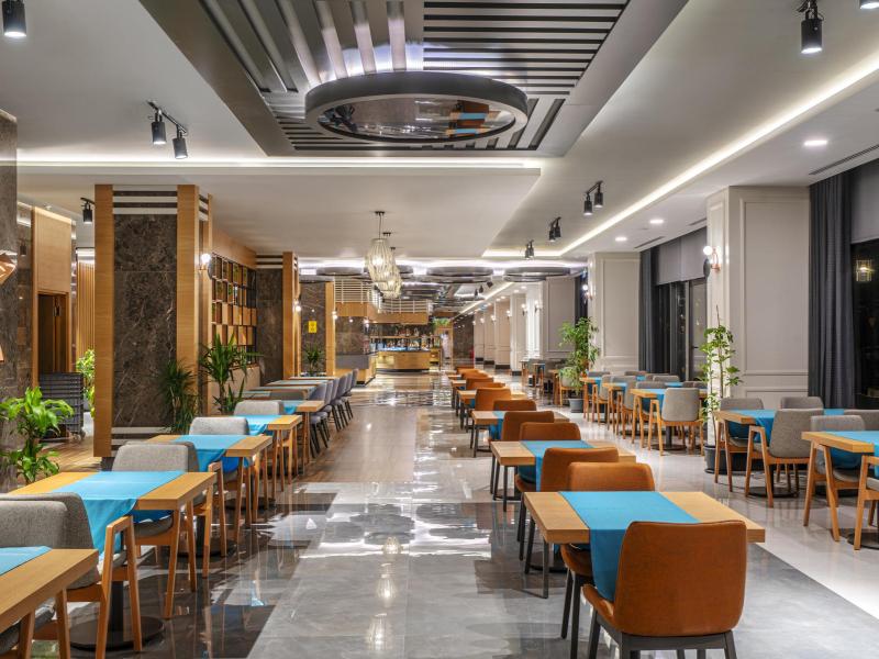 Diamond Deluxe Hotel & Spa