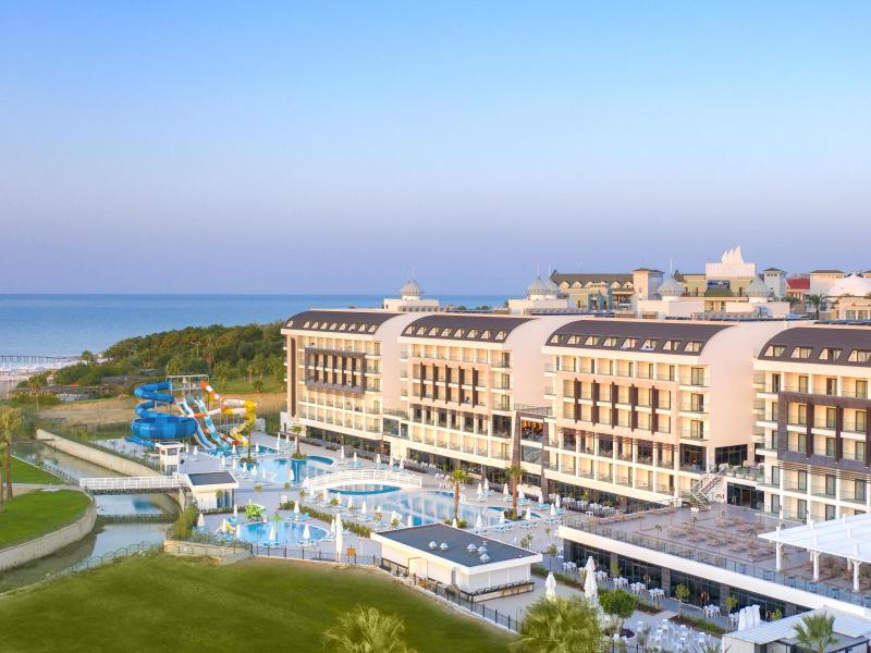 Diamond Deluxe Hotel & Spa