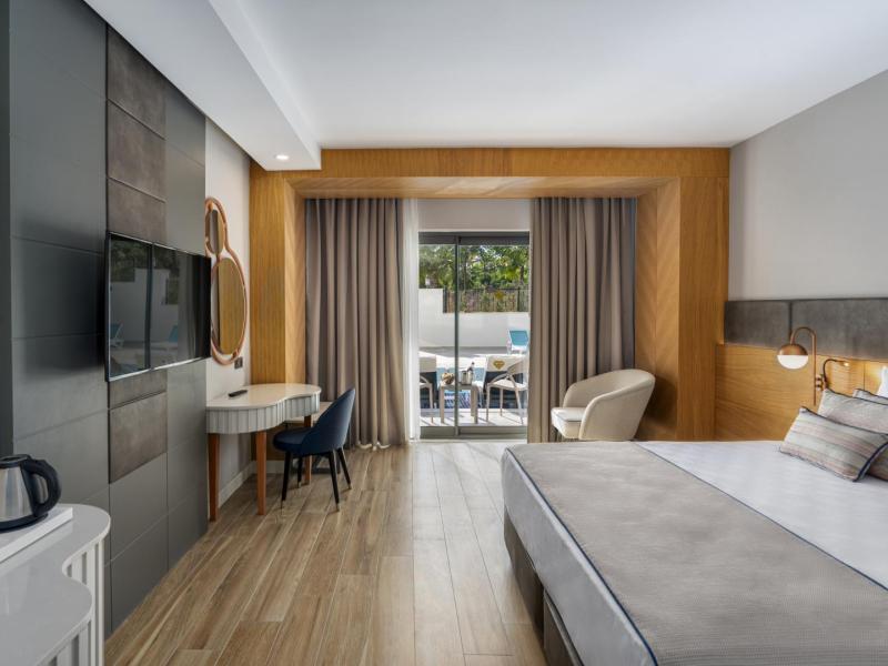 Diamond Deluxe Hotel & Spa