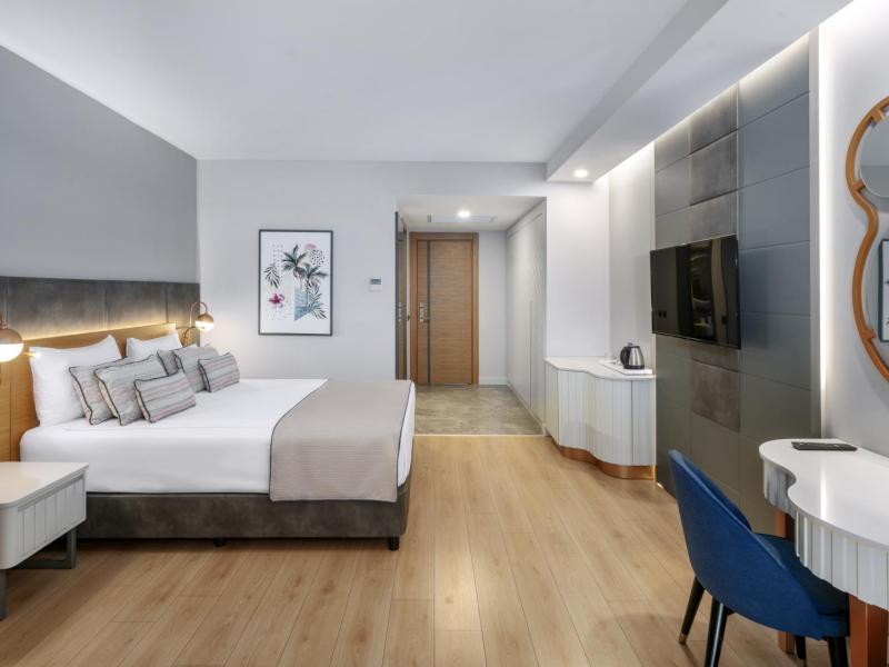 Diamond Deluxe Hotel & Spa