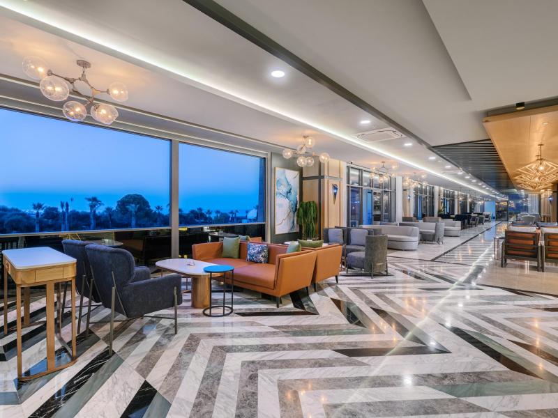 Diamond Deluxe Hotel & Spa