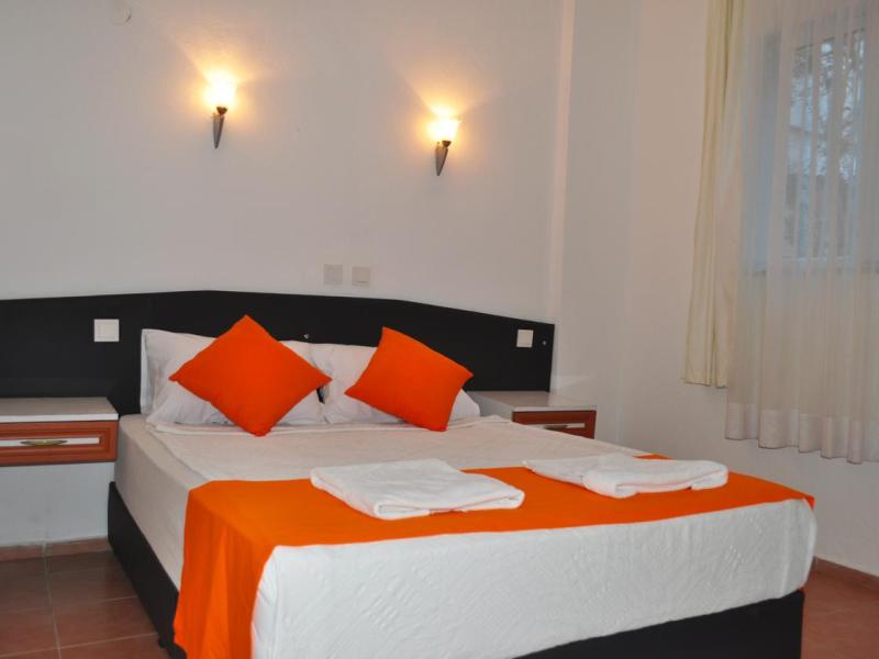 Mese Hotel & Apartments