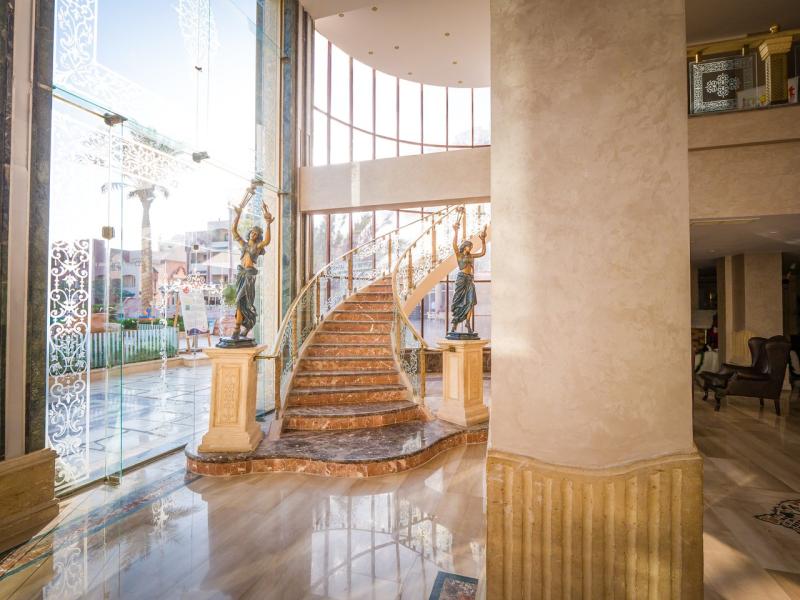 Sunny Days Resort, Spa & Aqua Park