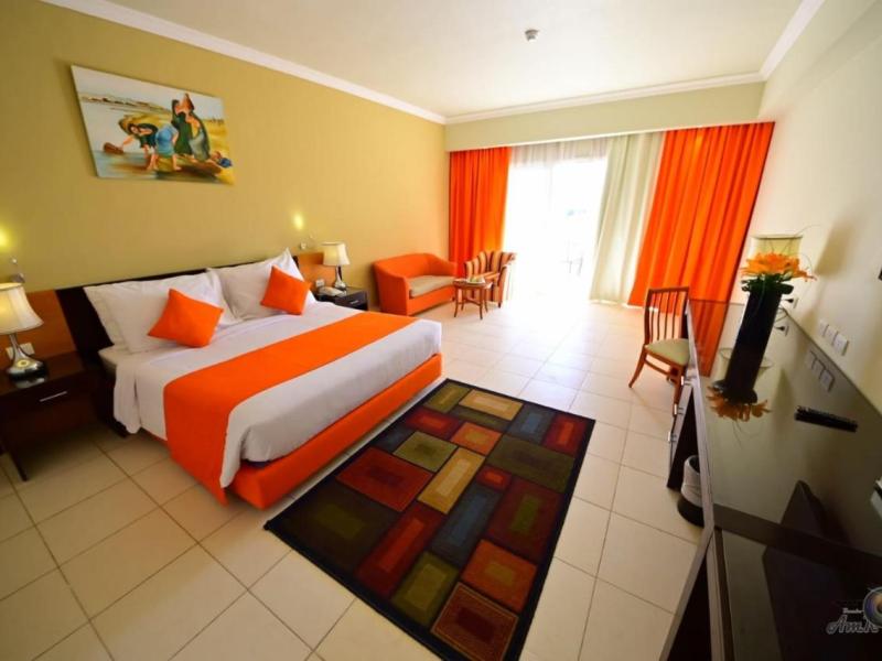 Parrotel Lagoon Waterpark Resort