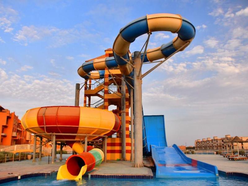 Parrotel Lagoon Waterpark Resort