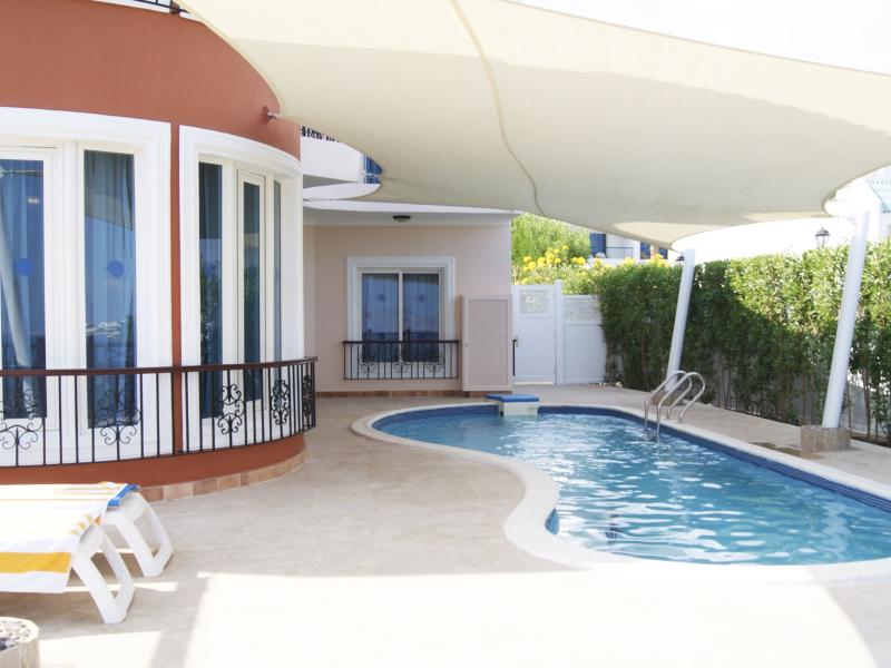 Sultan Gardens Villas