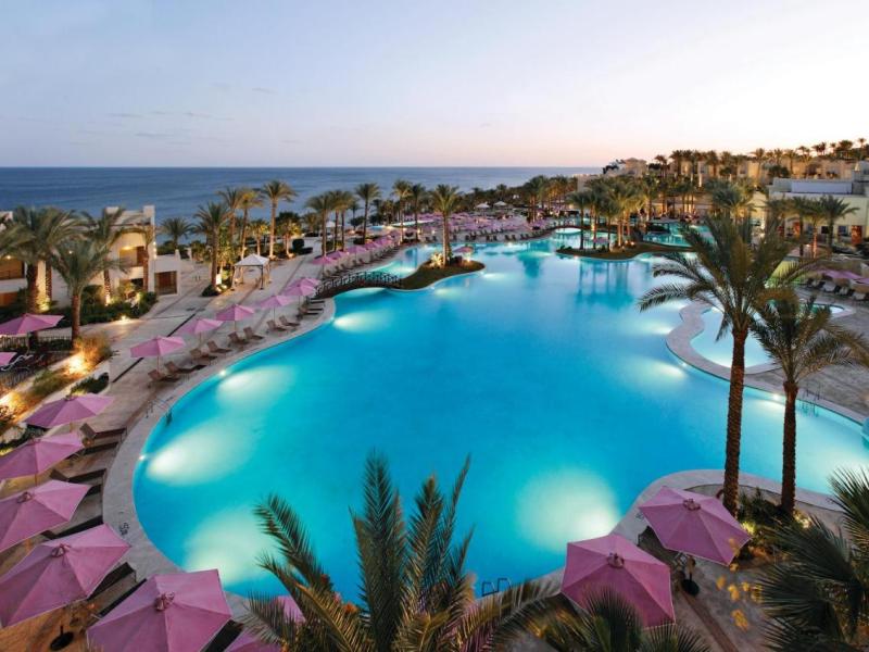Grand Rotana Villas