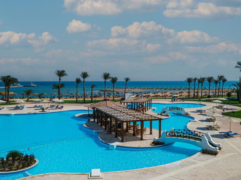 SUNRISE Solara Aqua Park Resort