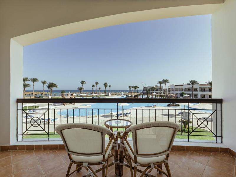 SUNRISE Solara Aqua Park Resort