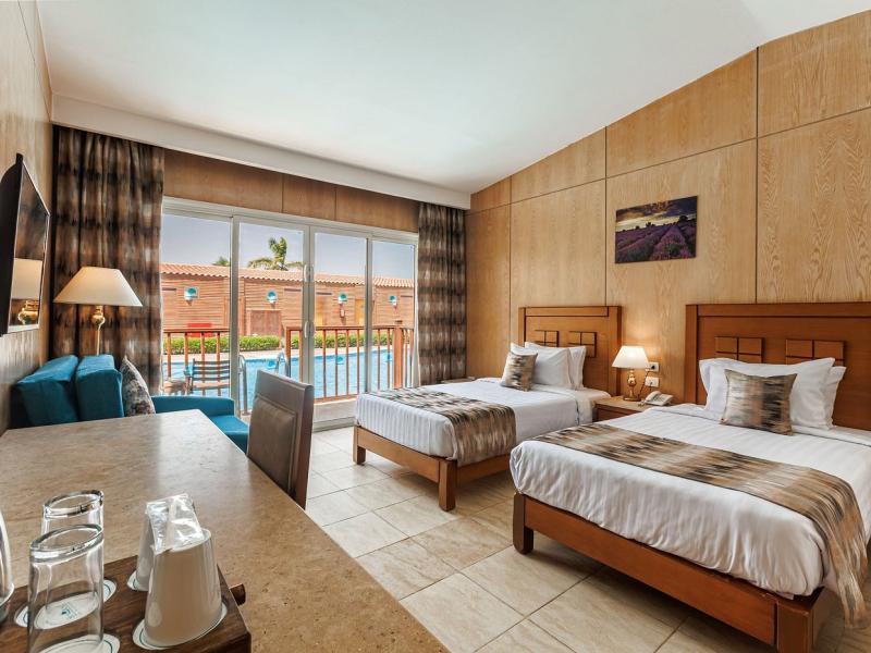 SUNRISE Solara Aqua Park Resort