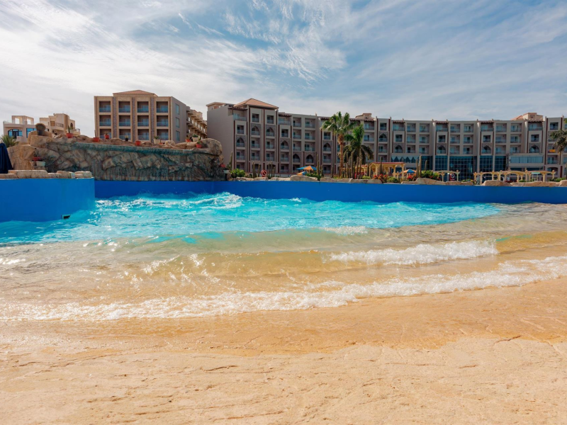 SUNRISE Solara Aqua Park Resort