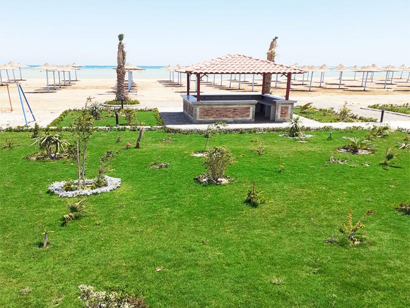 Hawaii Paradise Aqua Park Resort