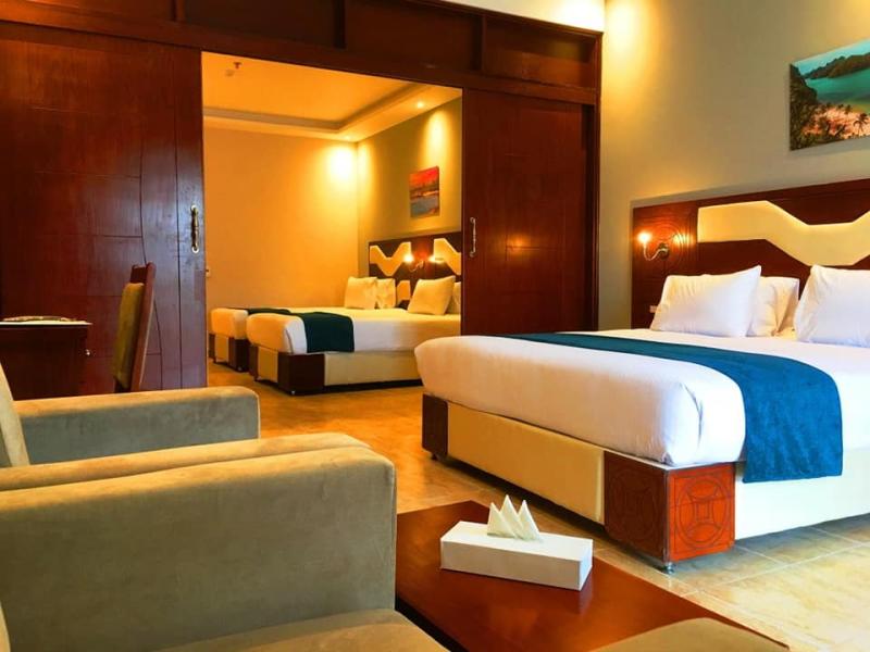 Hawaii Paradise Aqua Park Resort