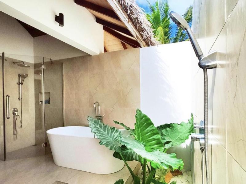 Cocogiri Island Resort