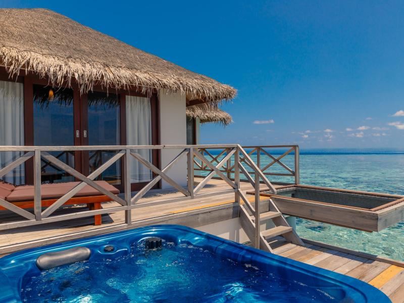 Cocogiri Island Resort