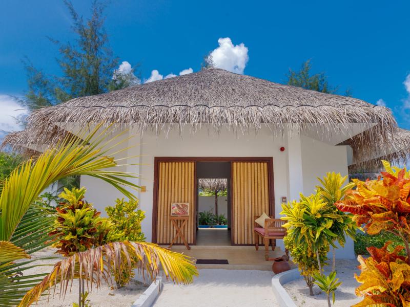 Cocogiri Island Resort