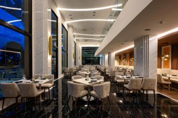 Отель Mida Grande Resort Phuket Таиланд, пляж Сурин, фото 7