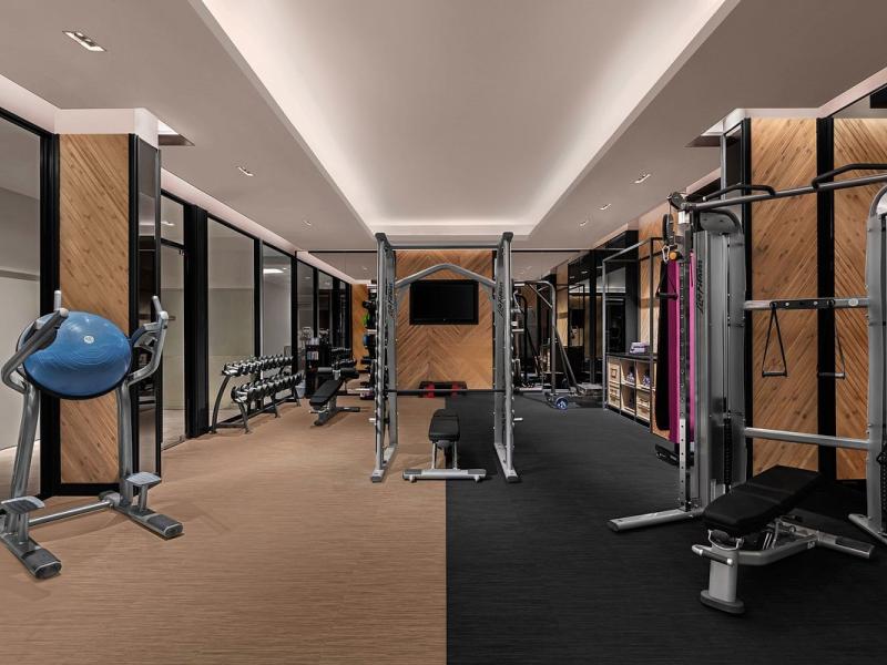 Four Points by Sheraton Phuket Patong Beach Resort