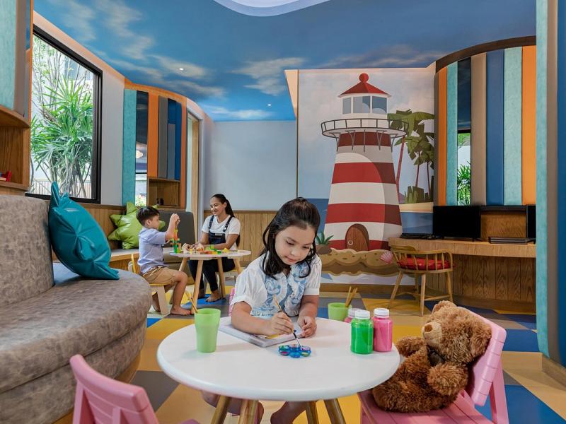 Four Points by Sheraton Phuket Patong Beach Resort