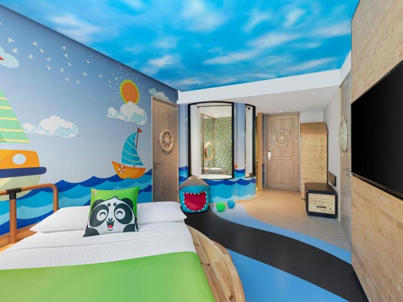 Four Points by Sheraton Phuket Patong Beach Resort