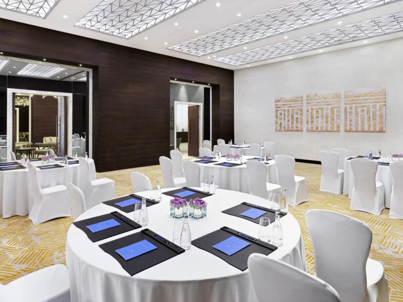 Sofitel Dubai The Obelisk