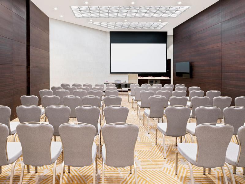 Sofitel Dubai The Obelisk