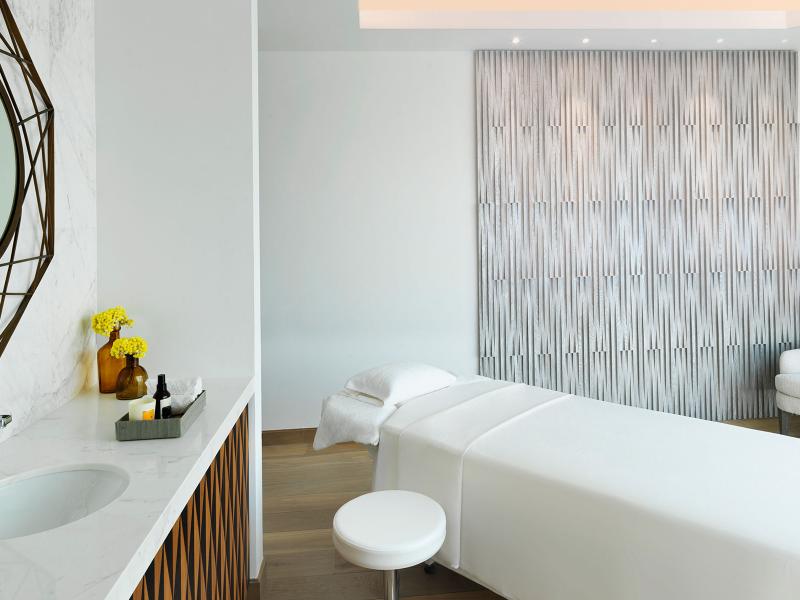 Sofitel Dubai The Obelisk