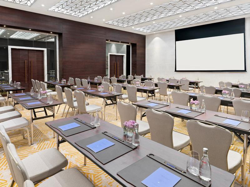 Sofitel Dubai The Obelisk