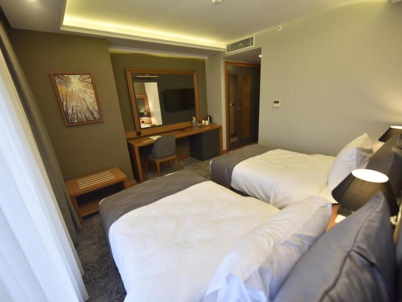 Four Seven Hotel