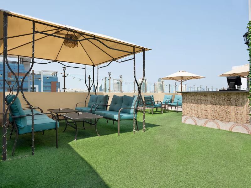 Howard Johnson Plaza By Wyndham