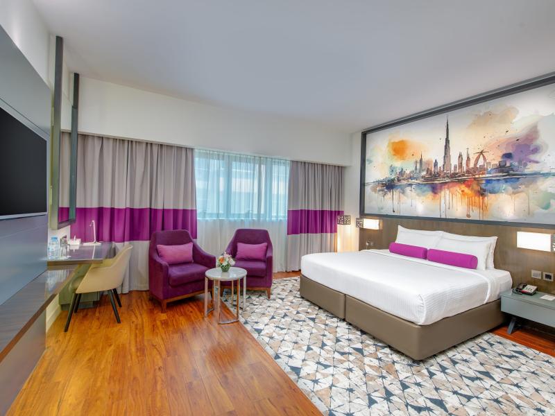 Howard Johnson Plaza By Wyndham