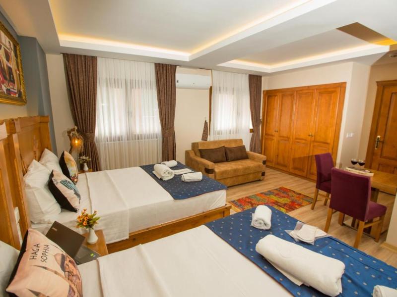 The PeraPort Hotel