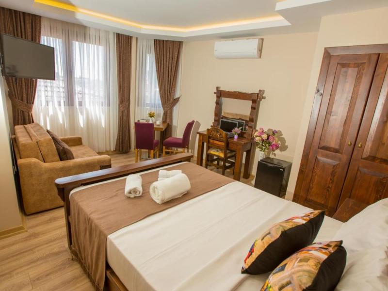 The PeraPort Hotel