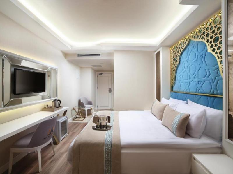 Great Fortune Design Hotel