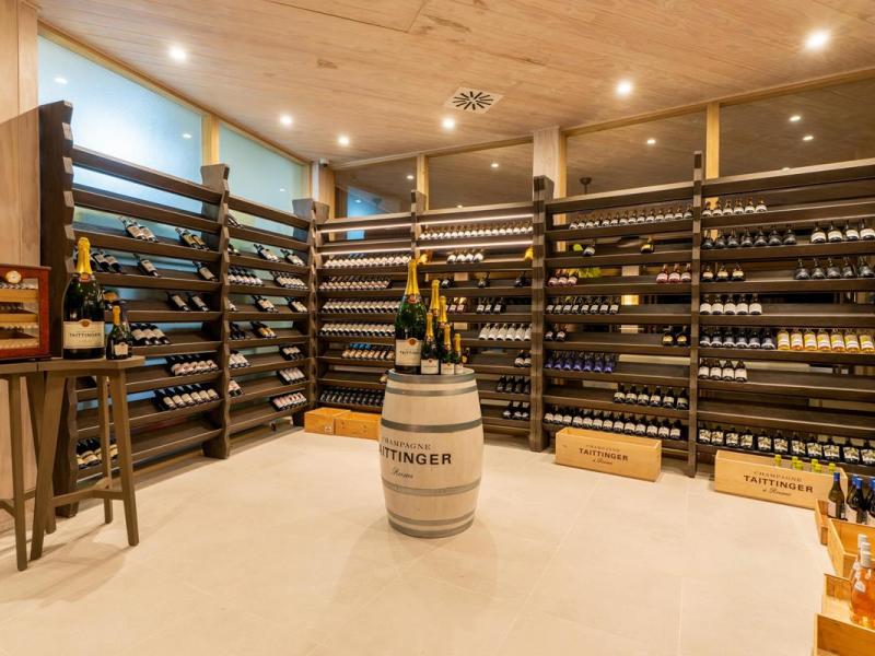 Kagi Maldives Resort & Spa