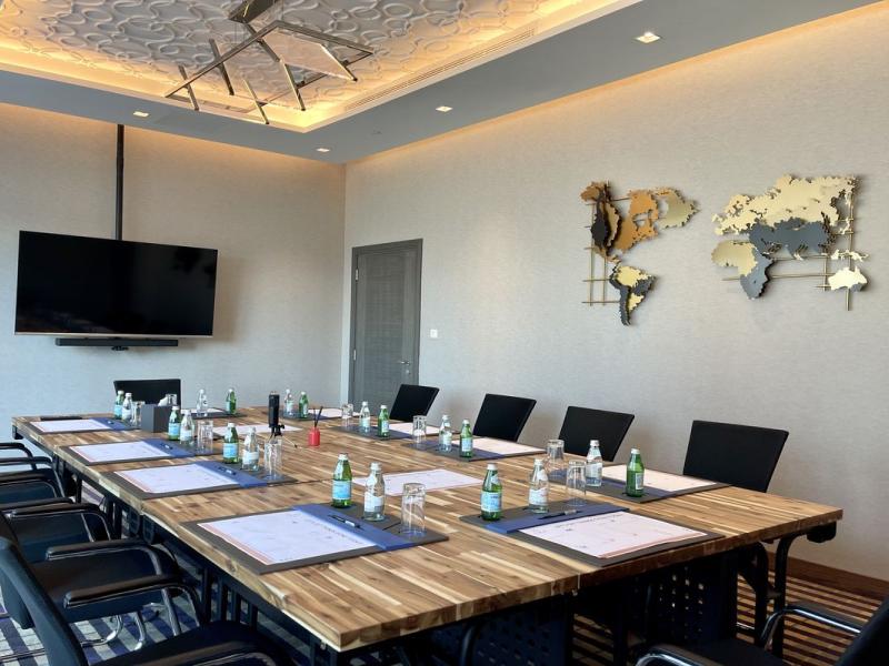 Edge Creekside Hotel