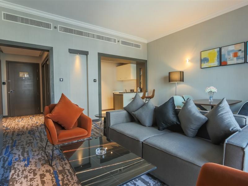 Edge Creekside Hotel