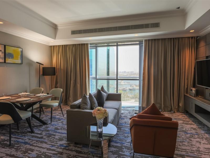 Edge Creekside Hotel