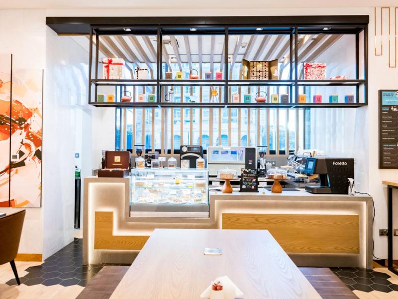 Edge Creekside Hotel