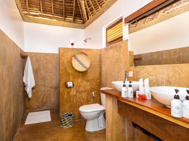 Zanzibar Sunrise at Bandas