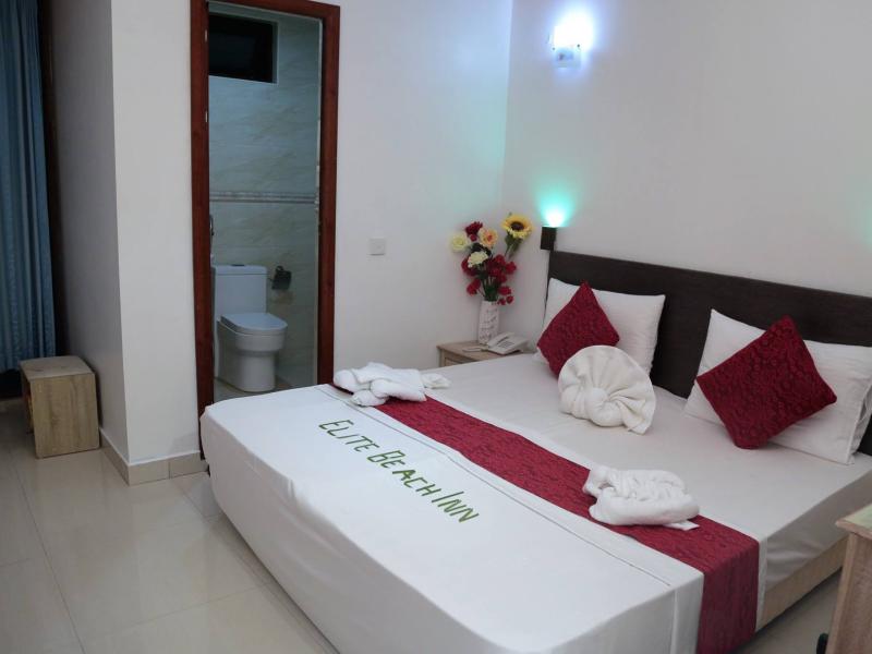 Elite Beach Inn